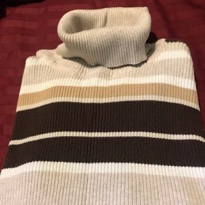 Long sleeve turtle neck